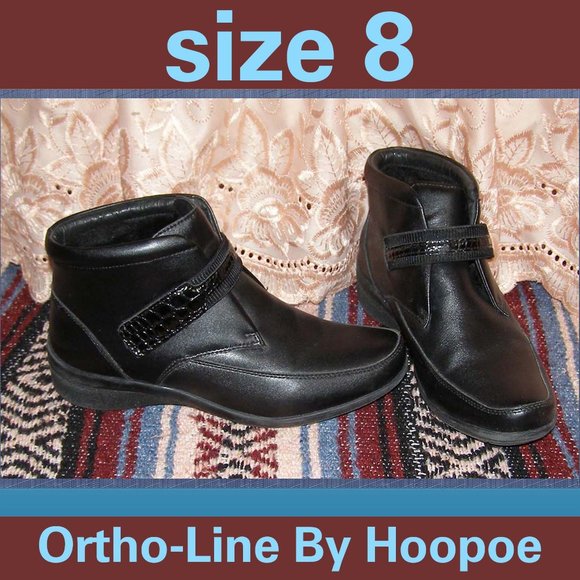 size 8 Ladies' Black Leather ankle boots Faux Fur Lined Low heel - Picture 1 of 10